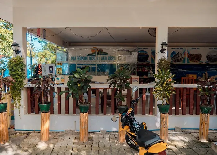 Island Front - Bangcogon And Restaurant Guest house 3*