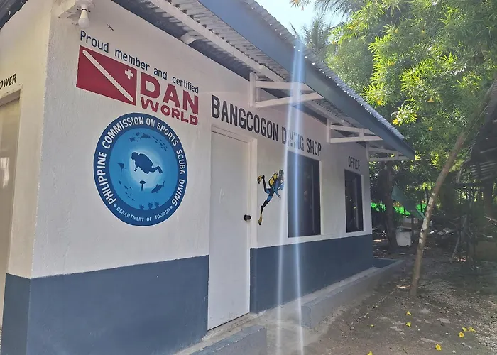 Island Front - Bangcogon And Restaurant Guest house