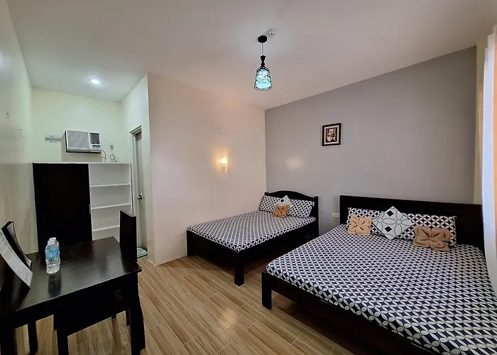 Island Front - Bangcogon And Restaurant Guest house