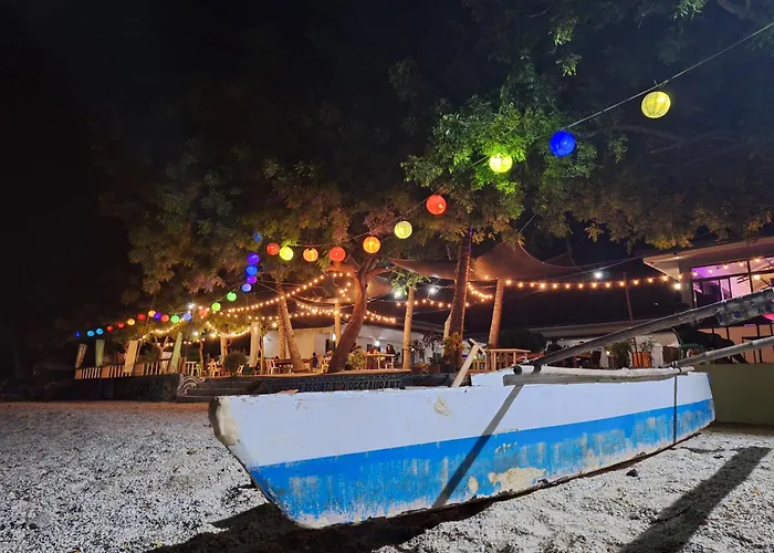 Guest house Island Front - Bangcogon And Restaurant