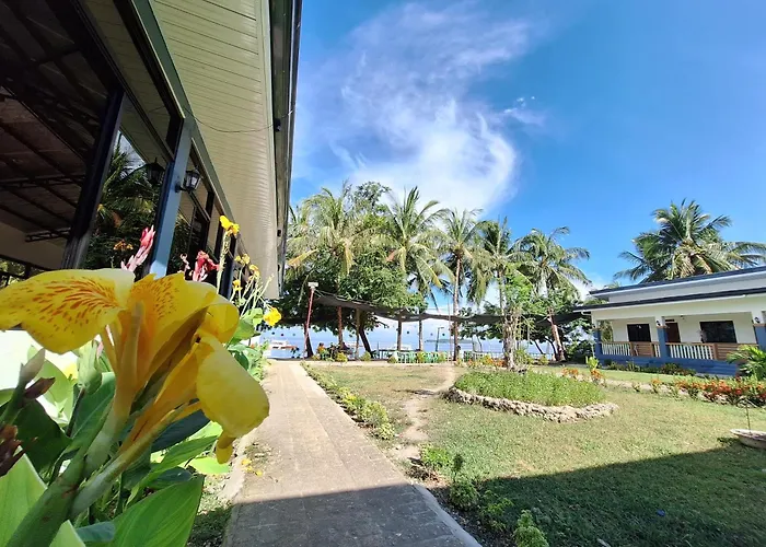 Island Front - Bangcogon And Restaurant Guest house 3*