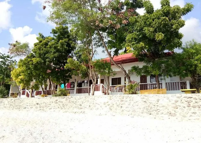 Island Front - Bangcogon And Restaurant Guest house 3*
