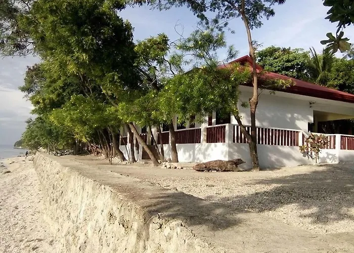 Island Front - Bangcogon And Restaurant Guest house