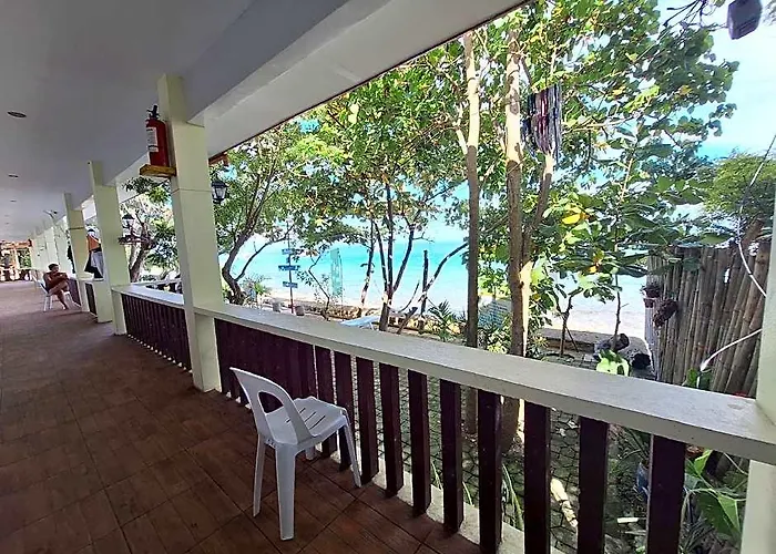 Pensjonat Island Front - Bangcogon And Restaurant Oslob
