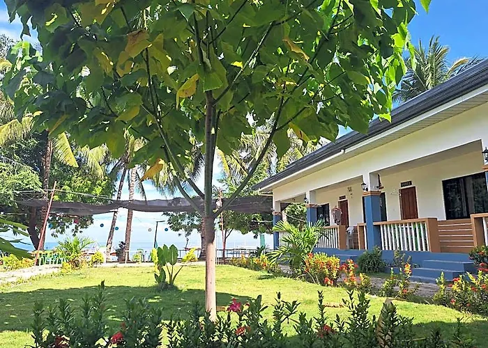 Guest house Island Front - Bangcogon And Restaurant Oslob