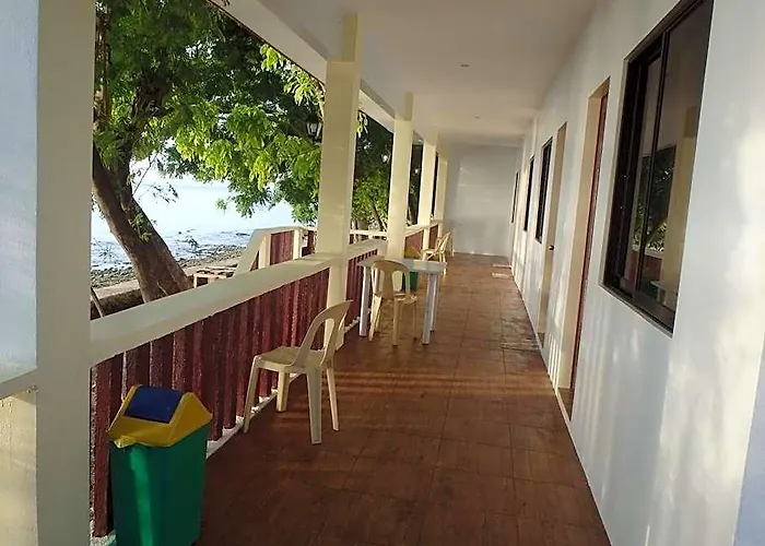 Island Front - Bangcogon And Restaurant Oslob